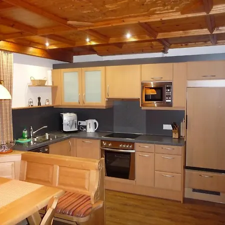 Piz Mondin Apartament Pfunds